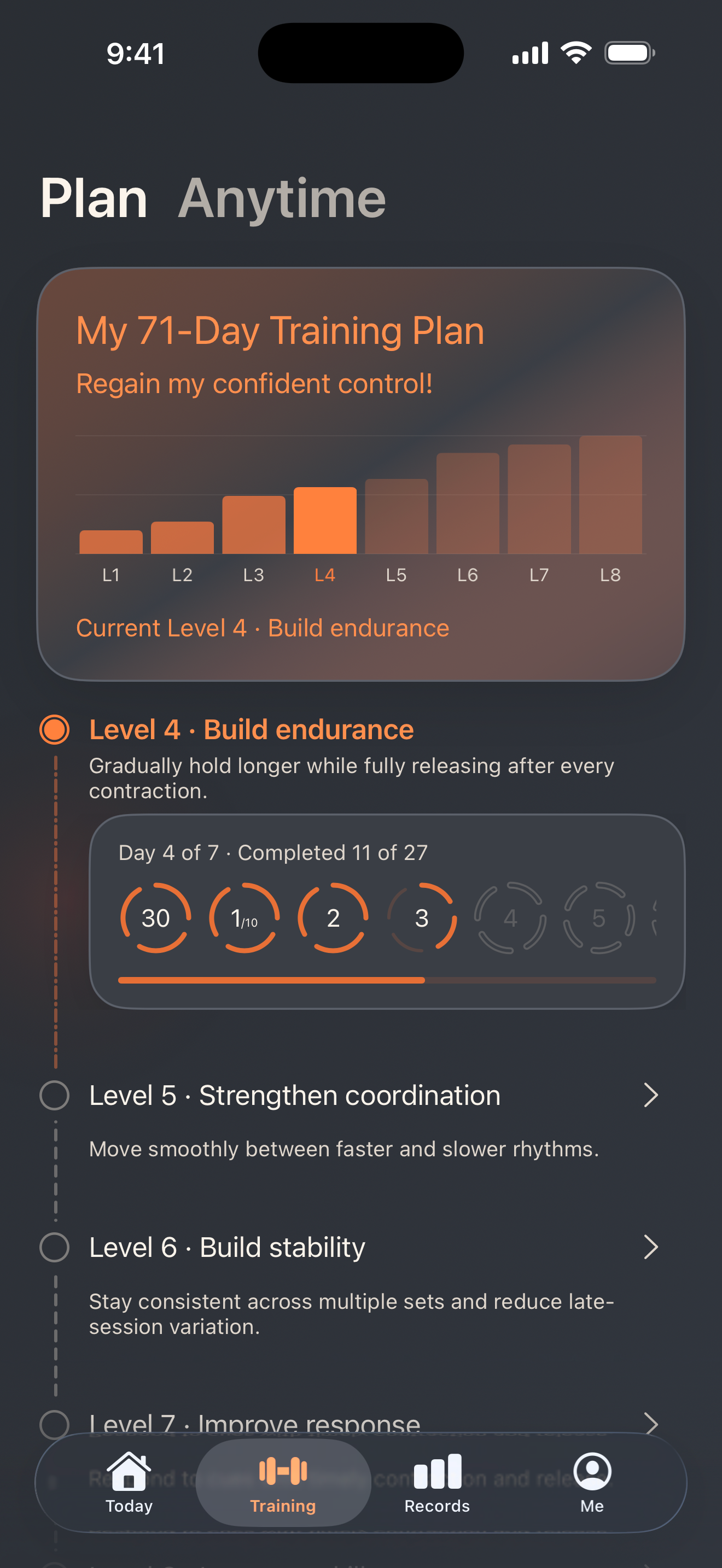 Plan de entrenamiento con etapas y progreso, en inglés